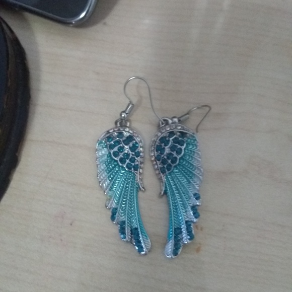 Necklace and earrings - Picture 2 of 2